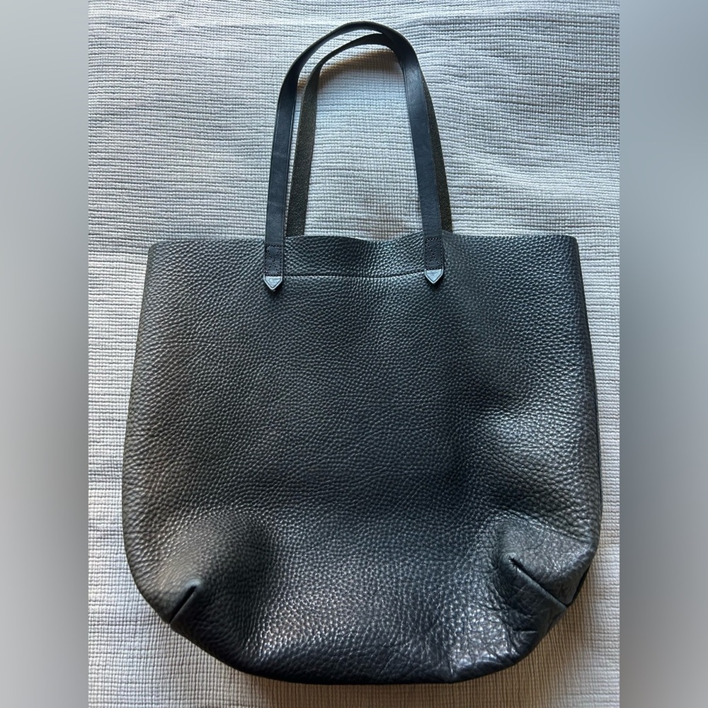 Madewell Transport Tote in Pebbled Leather